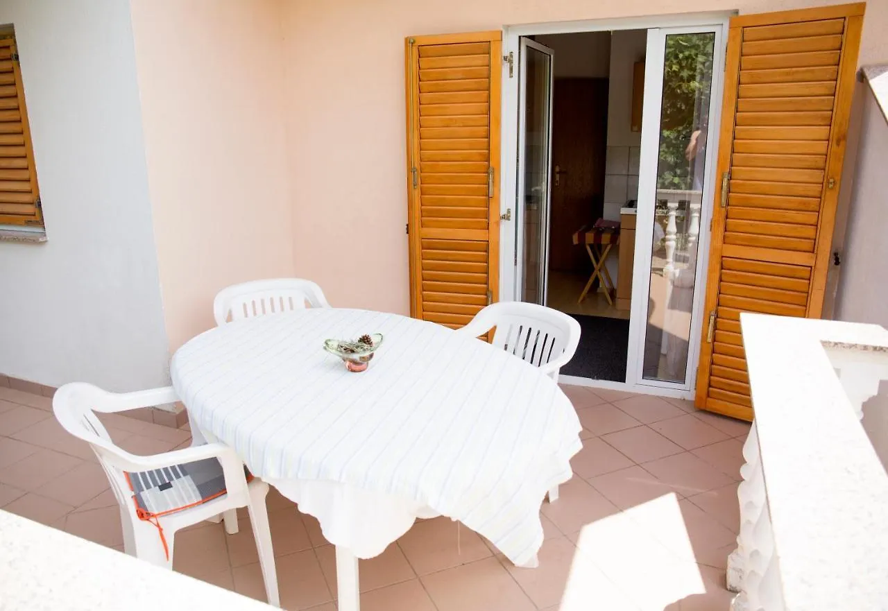 Apartments Nonno Novigrad