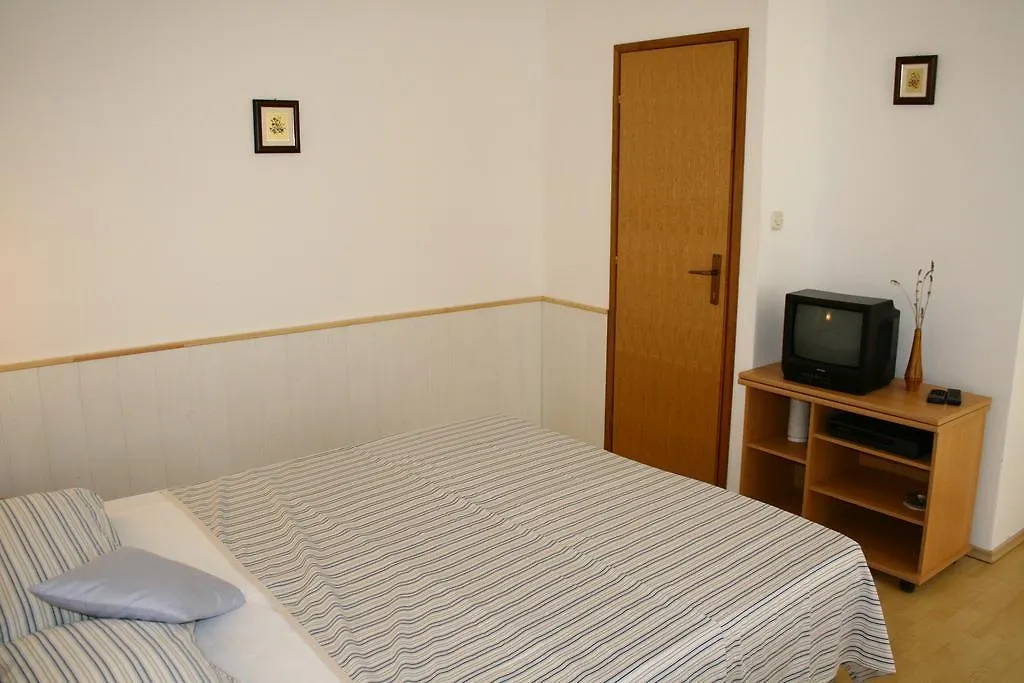 Apartments Nonno Novigrad  0*, Novigrad (Istria)