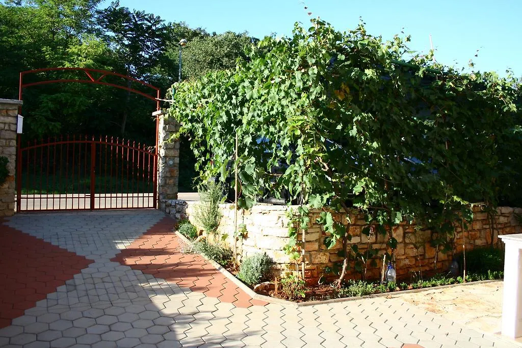 Apartments Nonno Novigrad