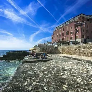 Rotonda Novigrad Guest house